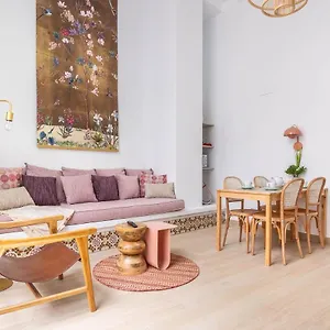 Pop Art Historia De Conde Negro Con Patio Privado Appartement