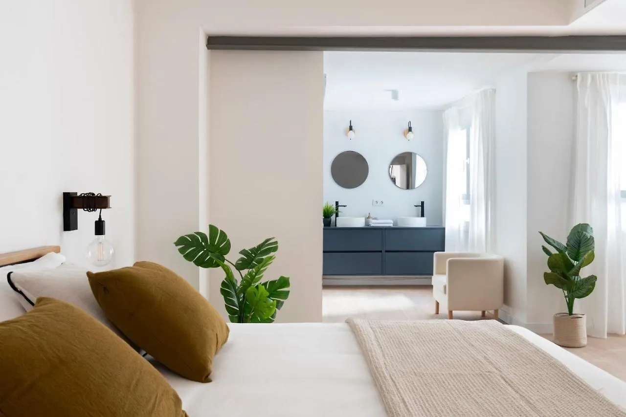 Magno Apartments Castelar 0*, Seville